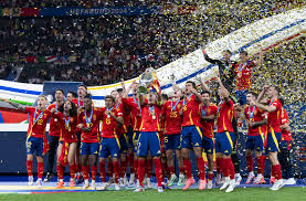 亚泰足球基 亚泰足球基